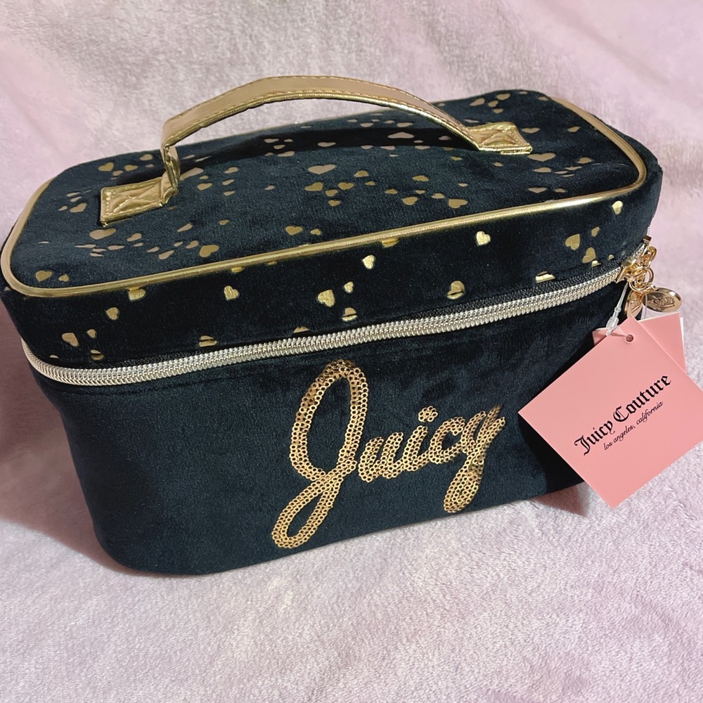 🎉HOST PICK!🎉 Juicy Couture Velour Black/Gold Cosmetic Travel Bag - Picture 1 of 10